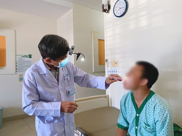 benh nhan co rang moc lac cho trong xoang sang duoc phau thuat thanh cong dspl1 benh nhan co rang moc lac cho trong xoang sang duoc phau thuat thanh cong dspl1