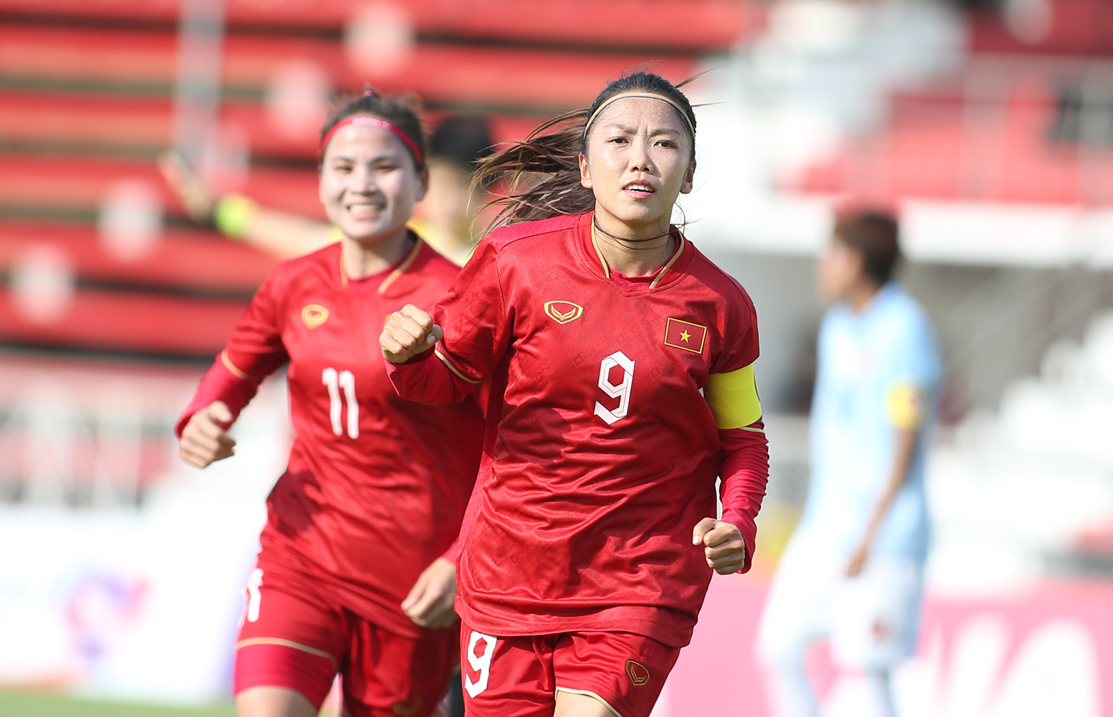 huynh nhu thua nhan nhung han che va kho khan cua tuyen nu viet nam dspl