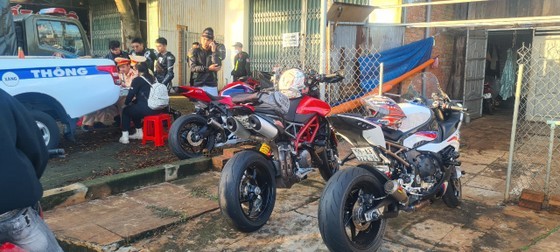 tin nong 24h hom nay ngay 4 11 2023 hang tram nha bi sap sau mua dong tai an giang dspl1 tin nong 24h hom nay ngay 4 11 2023 hang tram nha bi sap sau mua dong tai an giang dspl1