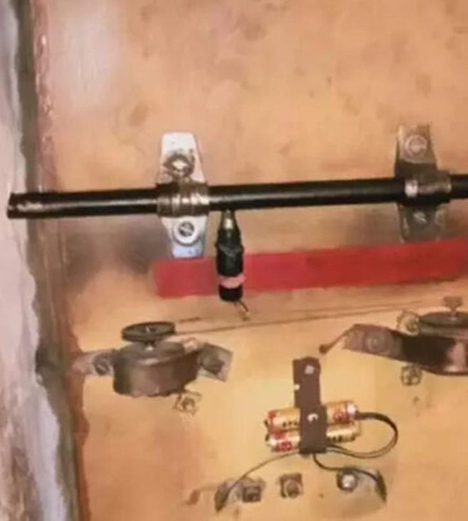 thay tieng dong la trong dieu hoa gia chu phat hien vat the la vuot ngoai suc tuong tuong dspl4