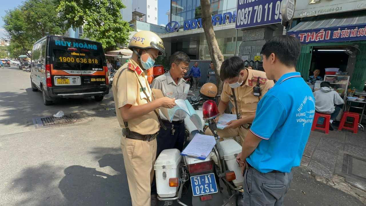 tin nong 24h hom nay ngay 14 11 2023 tphcm lap to cong tac ve cai cach thu tuc hanh chinh dspl tin nong 24h hom nay ngay 14 11 2023 tphcm lap to cong tac ve cai cach thu tuc hanh chinh dspl