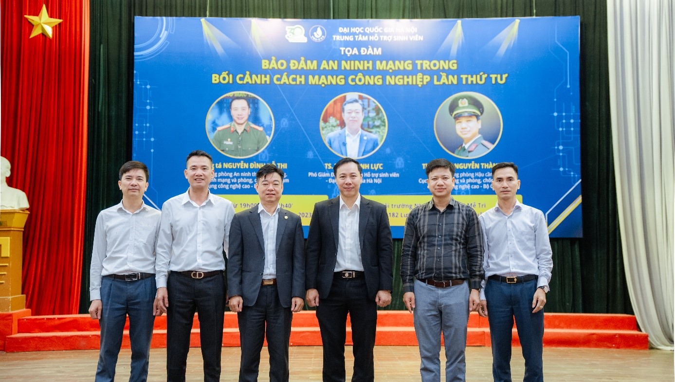 trang bi ky nang su dung an toan tren khong gian mang cho sinh vien dspl 3