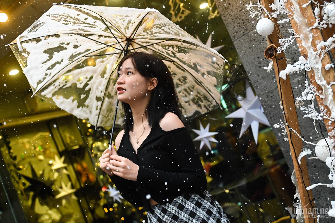 gioi tre ha noi xung xinh quan ao check in don giang sinh cac quan ca phe dong nghet dspl4