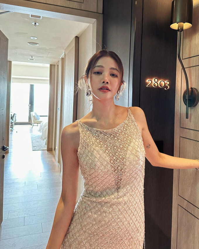 choang ngop truoc nhan sac hack tuoi nhu nu than du da u50 tung la hien tuong mang mot thoi dspl3 choang ngop truoc nhan sac hack tuoi nhu nu than du da u50 tung la hien tuong mang mot thoi dspl3
