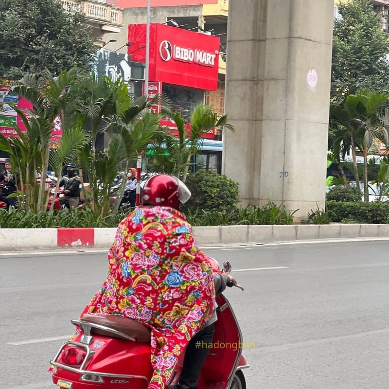 khoanh khac nguoi dan chum chan ra duong doi dau voi cai ret gay bao cu dan mang dspl