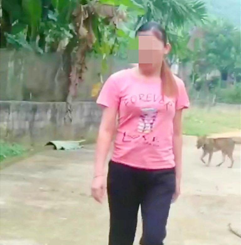lay lai van dong cho nguoi phu nu mac can benh khien dau luon xoay sang phai lay lai van dong cho nguoi phu nu mac can benh khien dau luon xoay sang phai