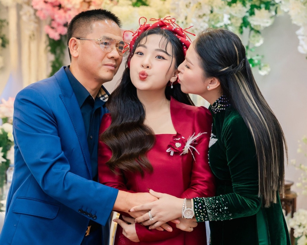 dam cuoi con gai dai gia dat mo voi mam co gan 30 trieu khien dan mang loa mat ve do chiu choi 6