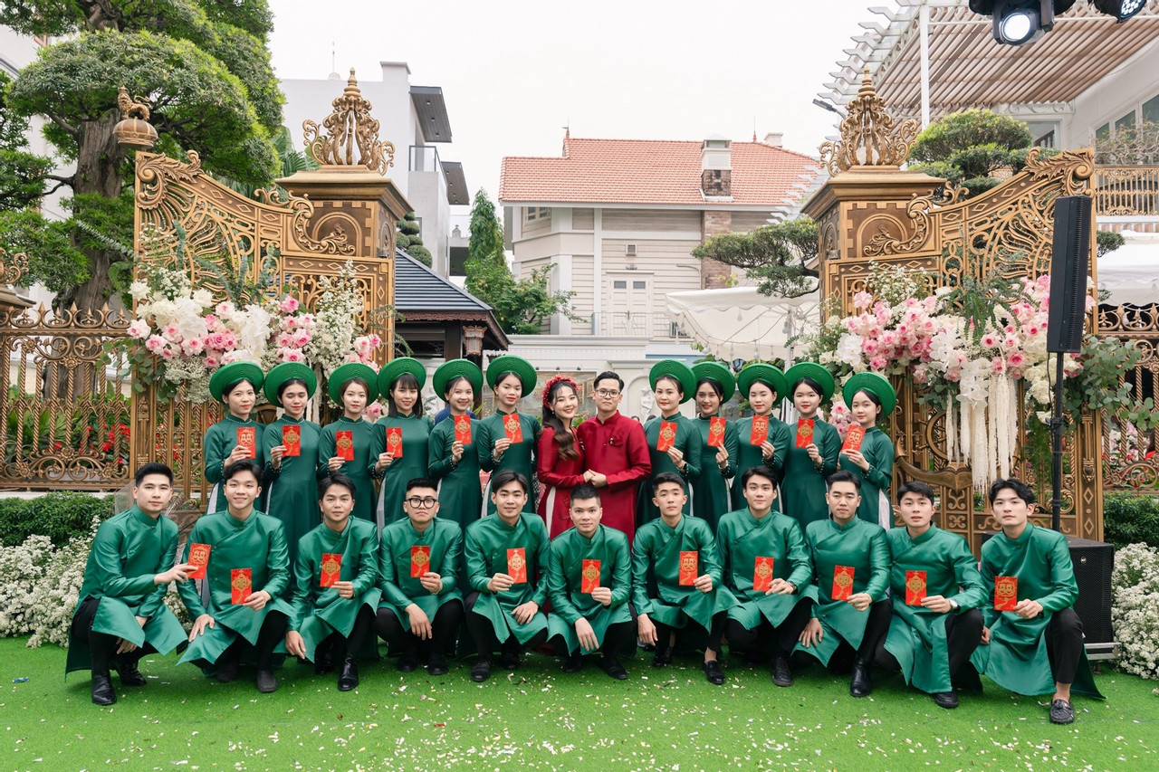 dam cuoi con gai dai gia dat mo voi mam co gan 30 trieu khien dan mang loa mat ve do chiu choi