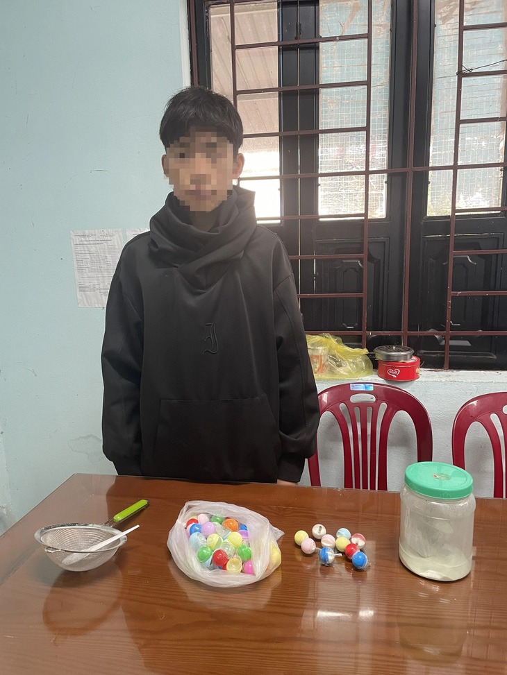 bao dong tinh trang hoc sinh tu che phao no tu mang xa hoi gia dinh va trach nhiem cua toan xa hoi dspl1 bao dong tinh trang hoc sinh tu che phao no tu mang xa hoi gia dinh va trach nhiem cua toan xa hoi dspl1