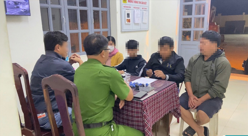 bao dong tinh trang hoc sinh tu che phao no tu mang xa hoi gia dinh va trach nhiem cua toan xa hoi dspl2 bao dong tinh trang hoc sinh tu che phao no tu mang xa hoi gia dinh va trach nhiem cua toan xa hoi dspl2