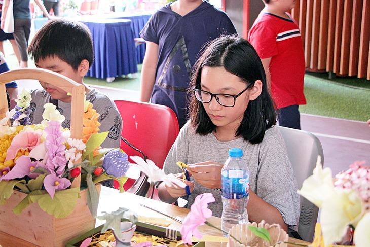 so gd dt tp hcm truong ngoai cong lap phai cong khai hoc phi va khong duoc thu gop nhieu nam dspl