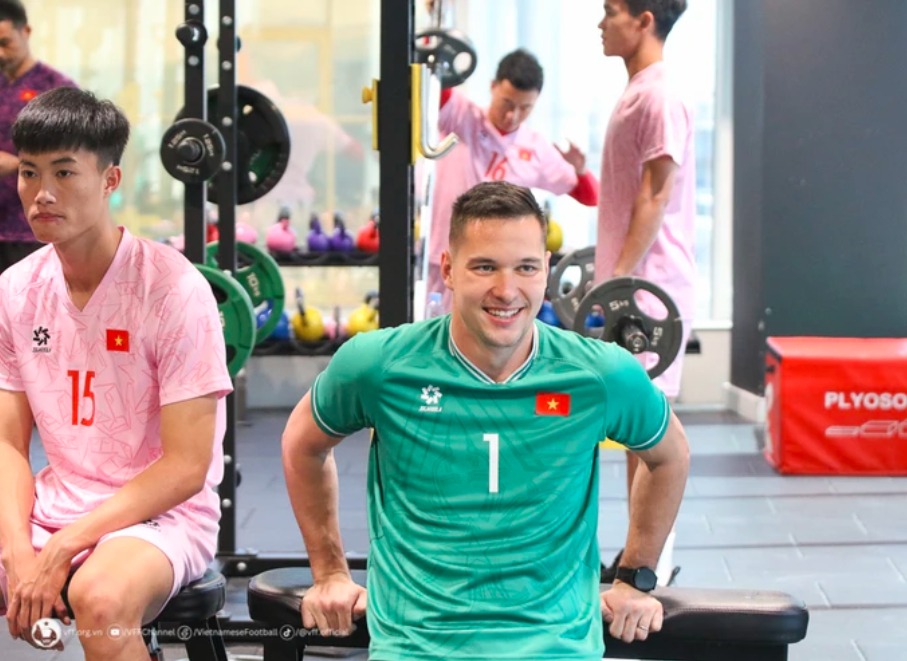 doi tuyen viet nam nhan tin khong vui truoc tran gap iraq dspl