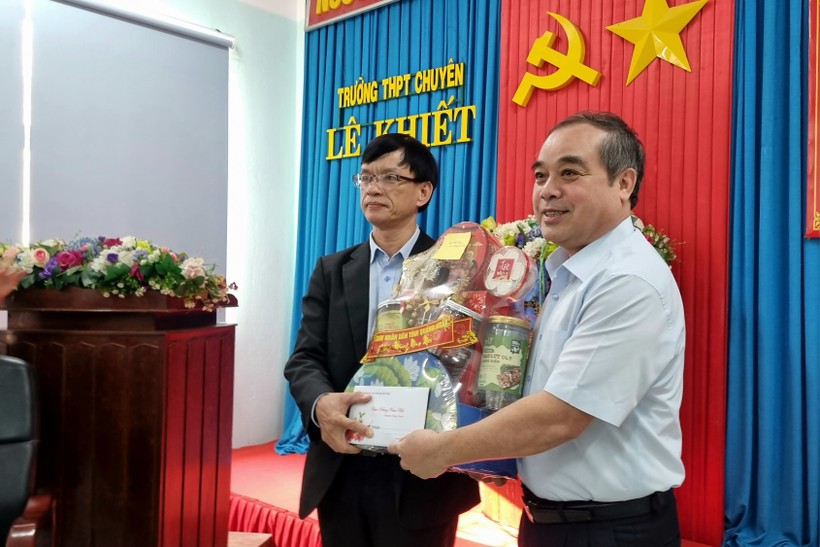 quang ngai thuong nong cac hoc sinh thiet lap ky luc tai ky thi hsg quoc gia dspl