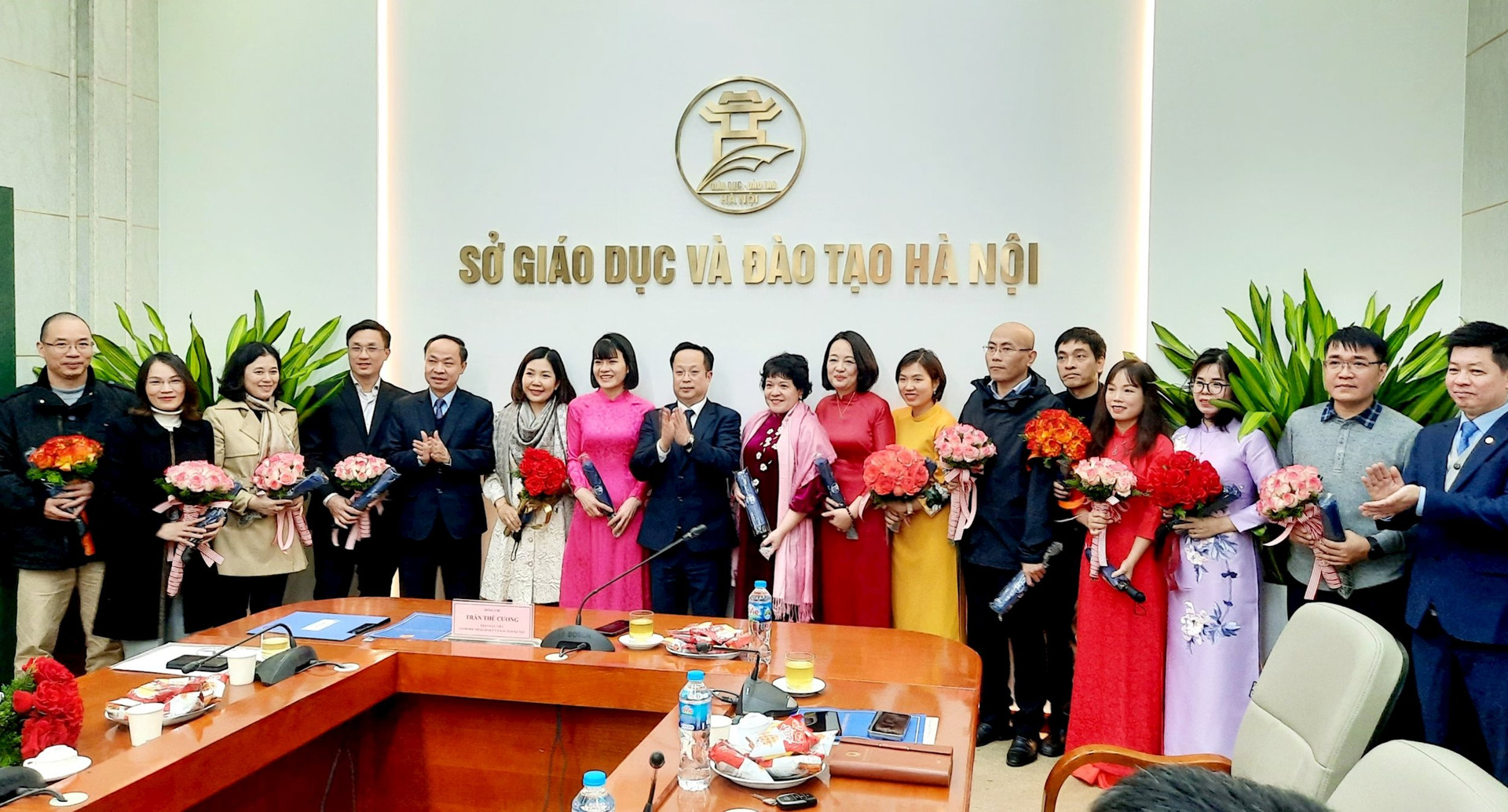 so gd dt ha noi gap mat 13 hoc sinh gioi du ky thi chon doi tuyen thi quoc te nam 2024 so gd dt ha noi gap mat 13 hoc sinh gioi du ky thi chon doi tuyen thi quoc te nam 2024