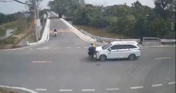 tin tuc tai nan giao thong moi nhat ngay 13 2 2024 o to tong vang xe may o nam dinh mot chau be tu vong 1