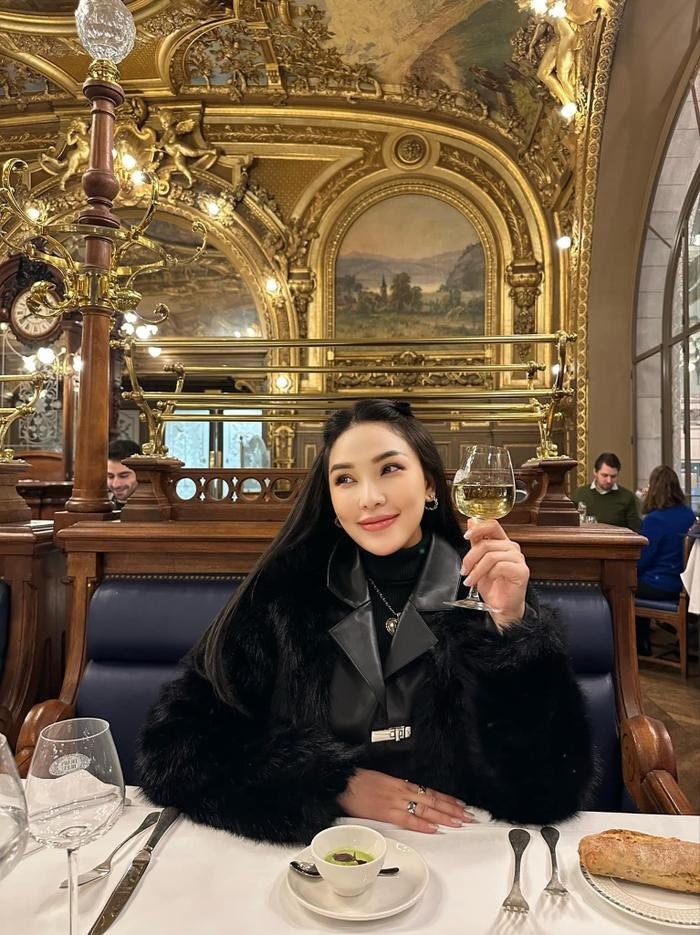 quynh thu khoe tin vui toi ngay valentine netizen chi cham cham vao thu nay dspl quynh thu khoe tin vui toi ngay valentine netizen chi cham cham vao thu nay dspl