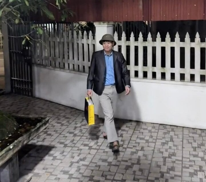 sot trao luu ra mat nha nguoi yeu an mac truong thanh day hai huoc cua gioi tre dspl4