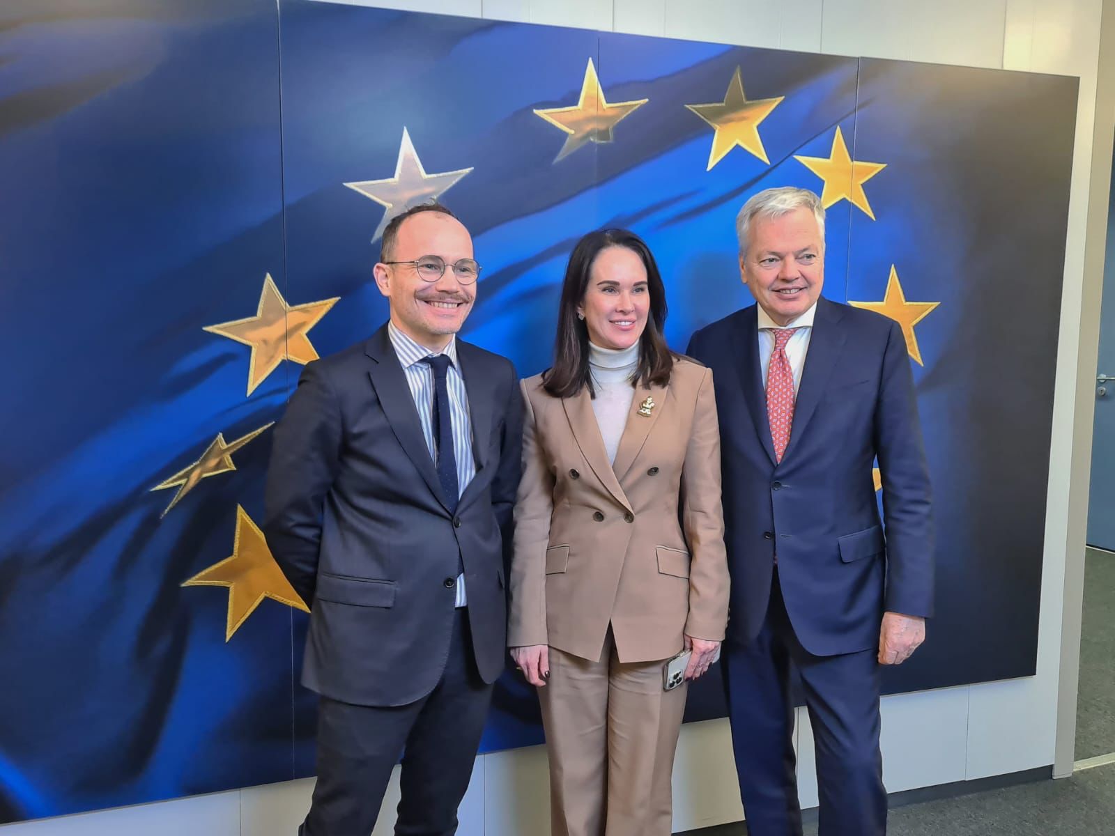 eu can nhac viec vien tro cho ukraine tu khoi tai san bi phong toa cua nga 1