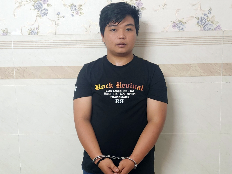 tom gon doi tuong vo xin di nho xe roi dung dao de doa cuop tai san 1 tom gon doi tuong vo xin di nho xe roi dung dao de doa cuop tai san 1