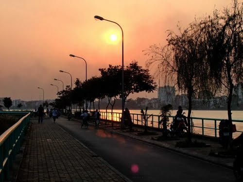 thoi tiet ha noi sieu dep ngay 8 3 cac cap doi khong nen bo qua nhung dia diem hen ho nay dspl1
