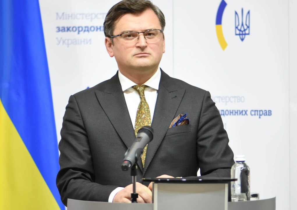 ukraine noi khong voi giuong co trang dam phan voi nga