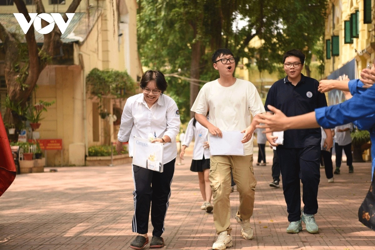 loat truong quay xe dieu chinh phuong an tuyen sinh lop 10 lien quan den chung chi ngoai ngu dspl loat truong quay xe dieu chinh phuong an tuyen sinh lop 10 lien quan den chung chi ngoai ngu dspl