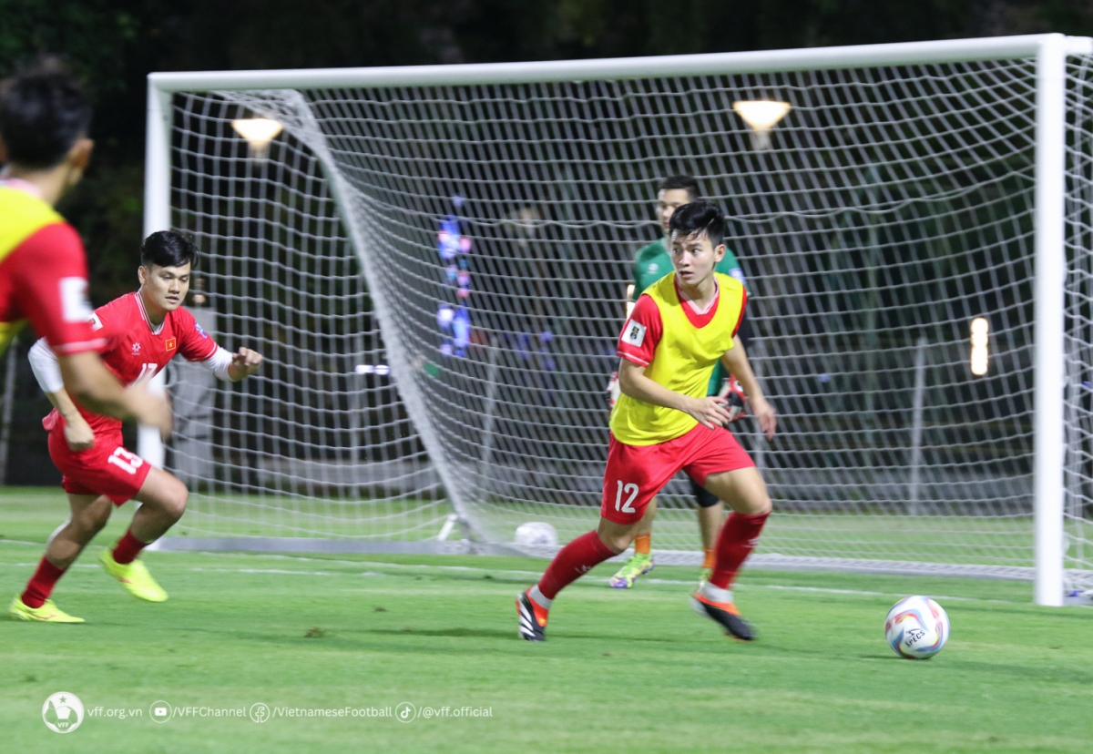 doi tuyen viet nam gap bat loi ngay truoc ngay ra san voi indonesia dspl1 doi tuyen viet nam gap bat loi ngay truoc ngay ra san voi indonesia dspl1