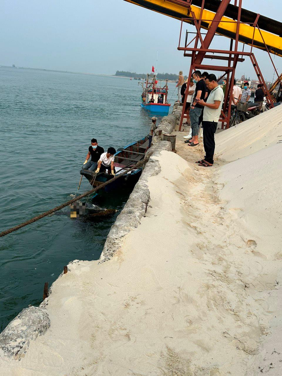 tin nong 24h hom nay ngay 20 3 2024 chay kho linh kien trong khu cong nghiep thang long dspl