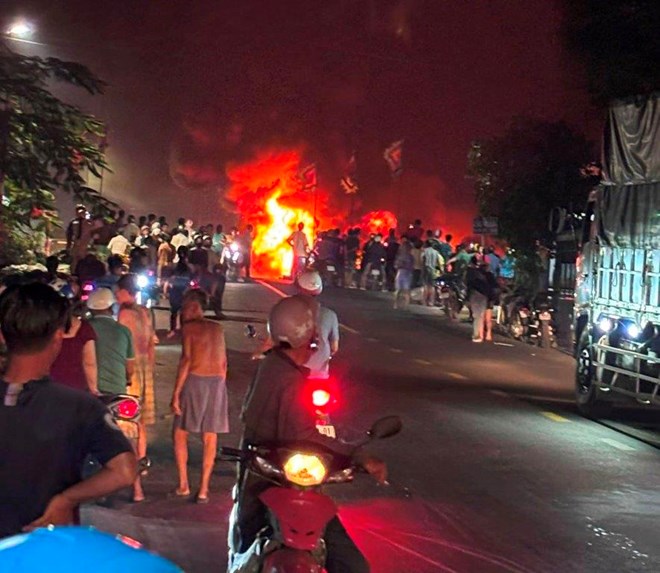 tin nong 24h hom nay ngay 20 3 2024 chay kho linh kien trong khu cong nghiep thang long dspl1