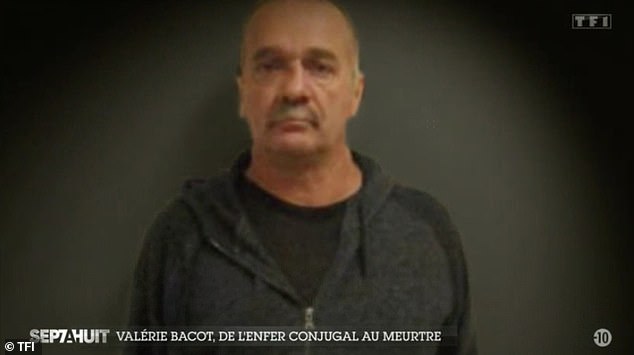 hon 40 van nguoi xin tong thong phap tha cho ke giet nguoi dspl 2