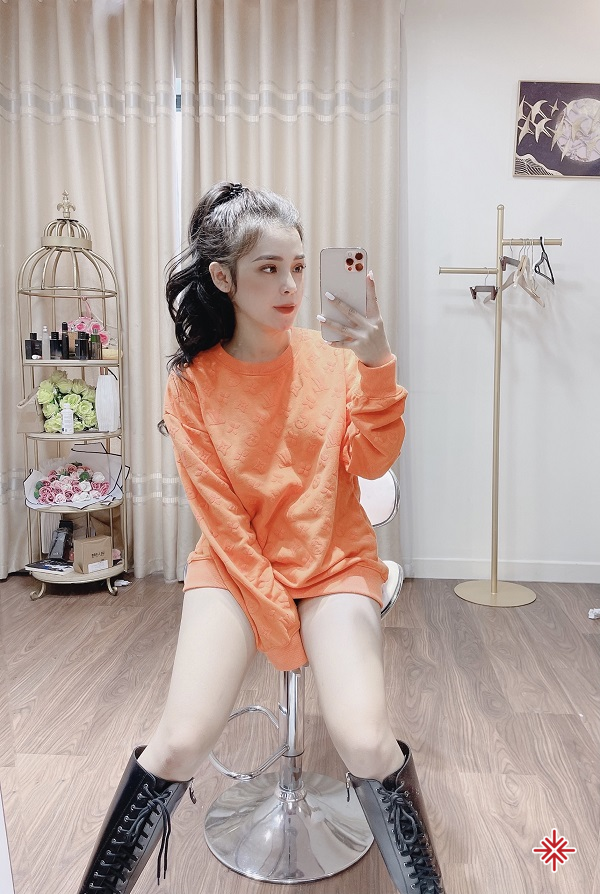 than thai cuon hut va hinh the nong bong cua hot girl pham ngoc linh dspl 3