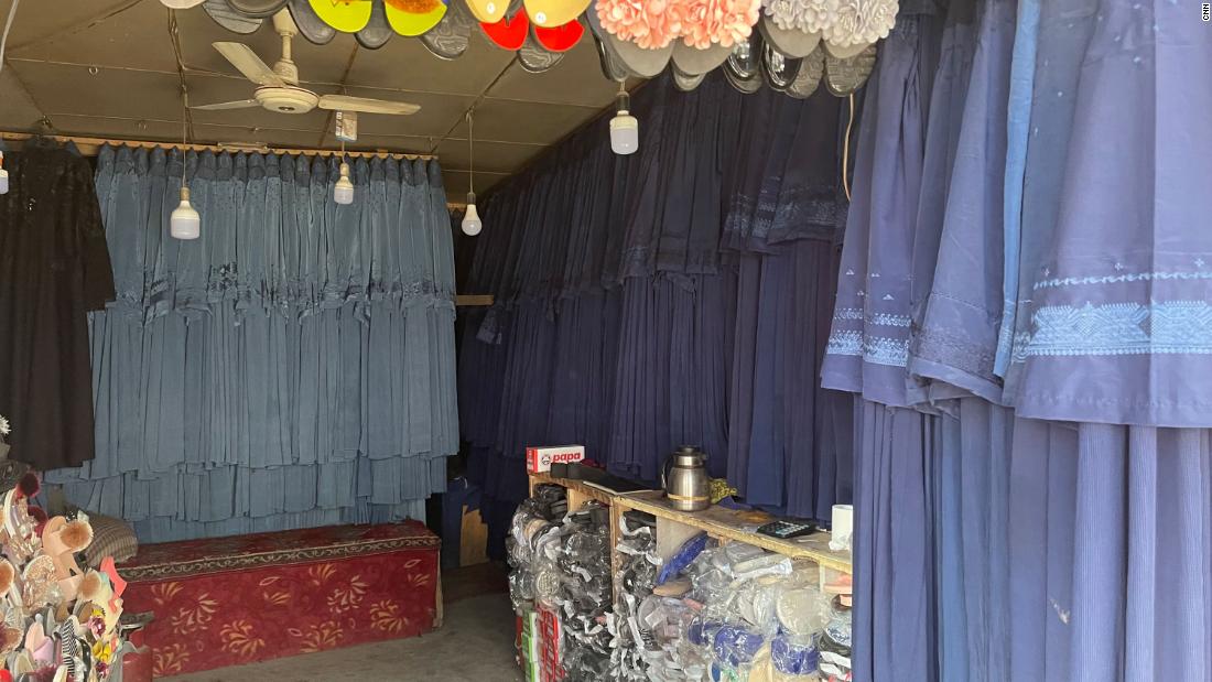 mot nguoi me afghanistan bi giet da man vi tu choi nau an cho taliban dspl 6 mot nguoi me afghanistan bi giet da man vi tu choi nau an cho taliban dspl 6
