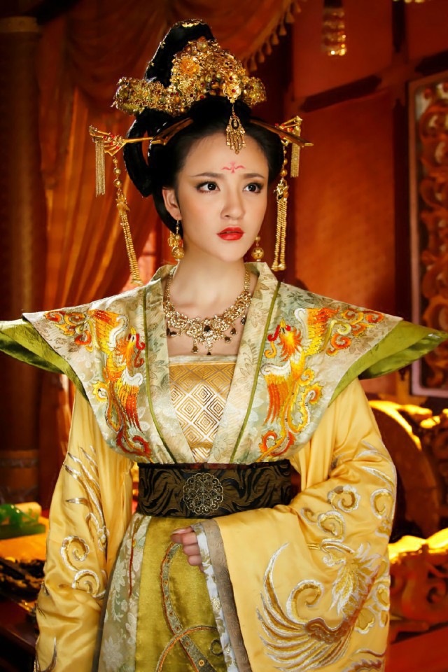vi hoang hau danh da nhat lich su trung hoa tu y ban tang phi tan cho ke vo lai ghen tuong den muc hoang de so hai dspl 2 vi hoang hau danh da nhat lich su trung hoa tu y ban tang phi tan cho ke vo lai ghen tuong den muc hoang de so hai dspl 2
