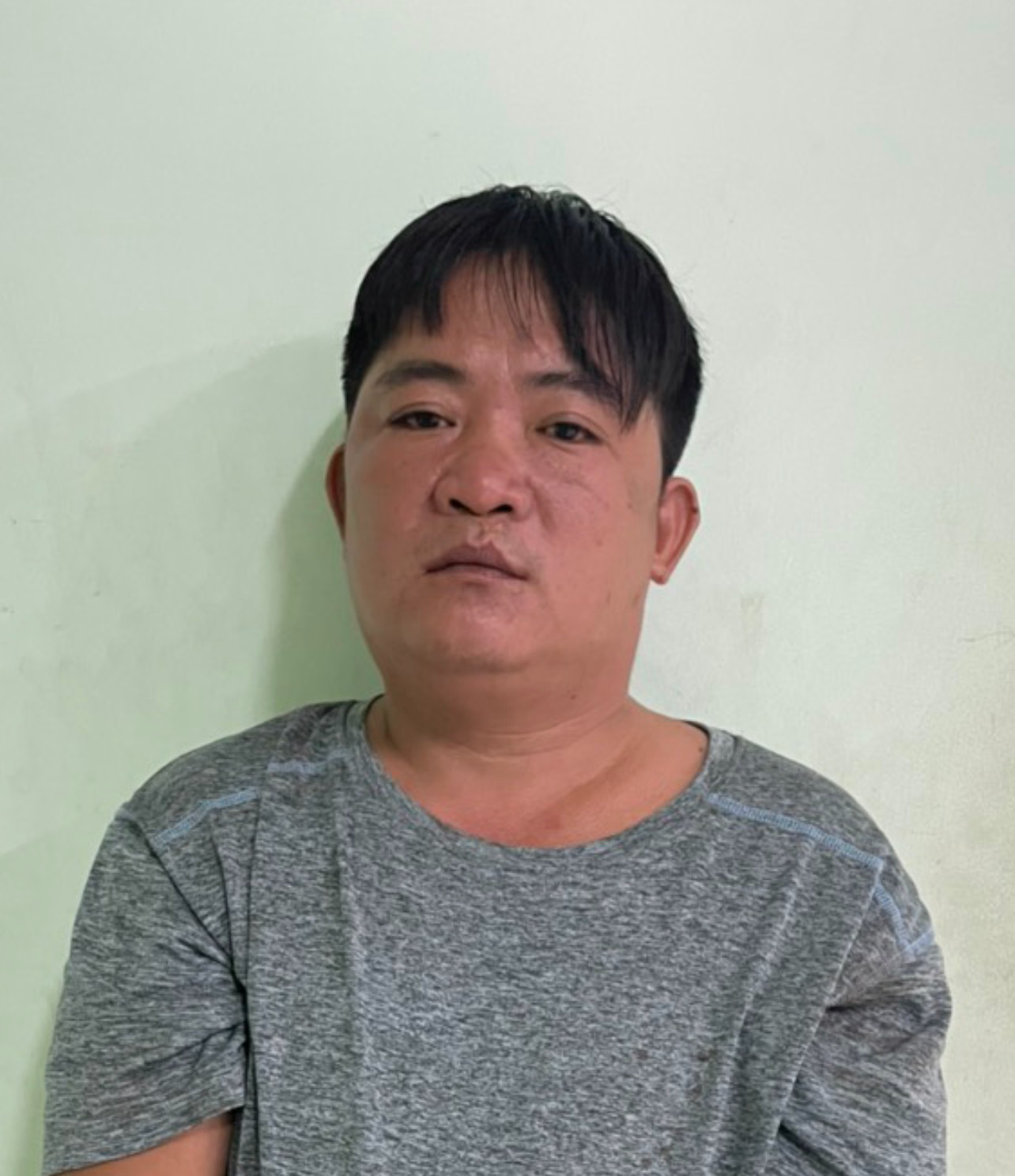 binh duong dau xe tai lan qua san anh trai bi em ruot dam chet dspl binh duong dau xe tai lan qua san anh trai bi em ruot dam chet dspl