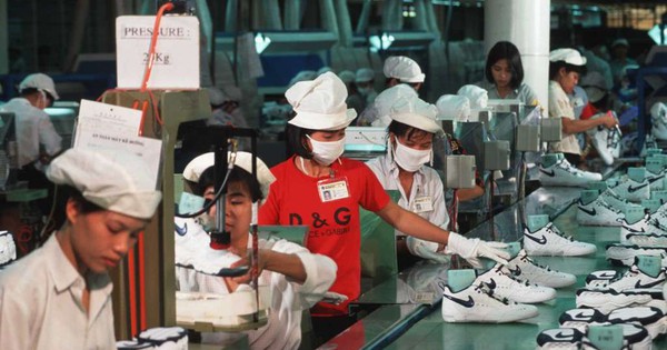 khong co chuyen nike chuyen san xuat ra khoi viet nam dsppl