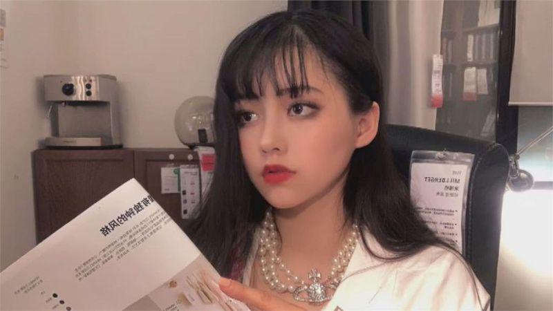 nu sinh roi vao tam bao chi trich vi tro dong gia quy co nha giau spl 01 nu sinh roi vao tam bao chi trich vi tro dong gia quy co nha giau spl 01