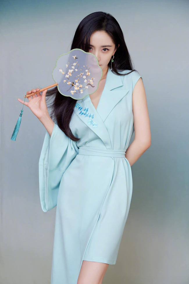 24929245766472830886788902885105351973804021n 1635850569956206691627