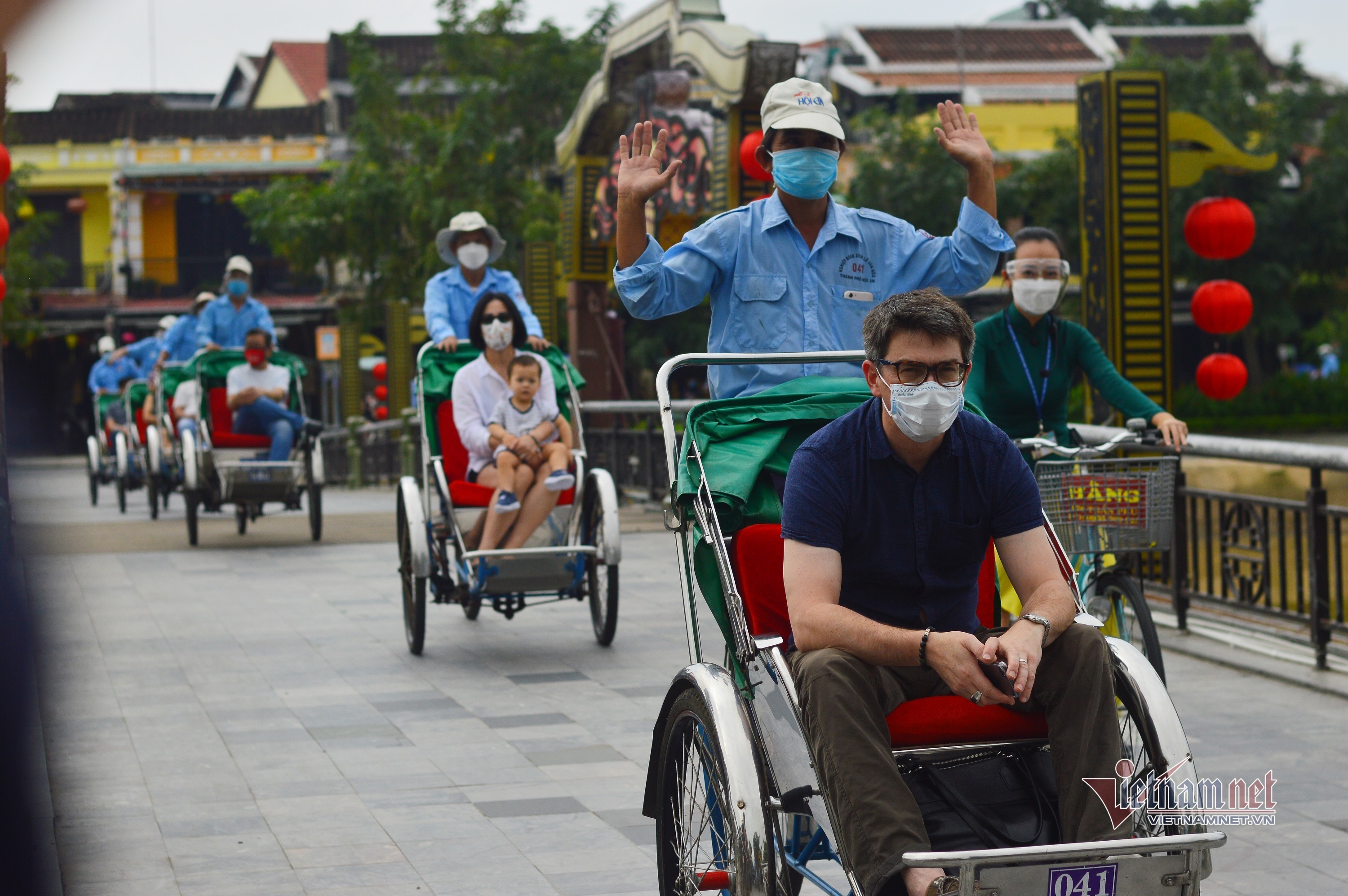 doan khach quoc te dau tien tro lai pho co hoi an sau 2 nam dich dspl 7