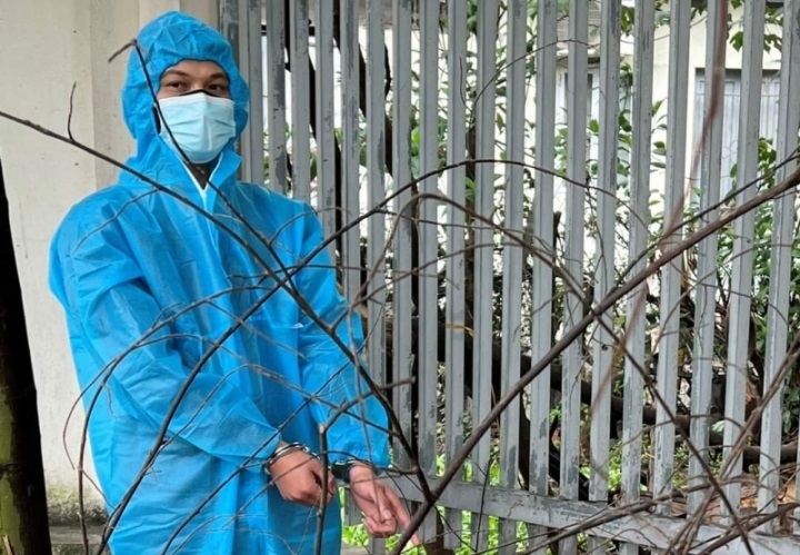 ha noi bat f0 cam dao xong vao nha de doa em la cuop day