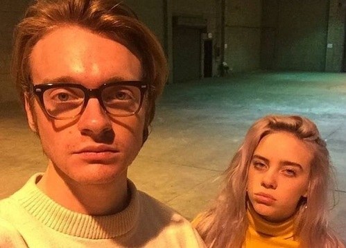 billie eilish ngoi sao ca nhac dinh dam hat thi tham mac thung thinh dspl 2 billie eilish ngoi sao ca nhac dinh dam hat thi tham mac thung thinh dspl 2