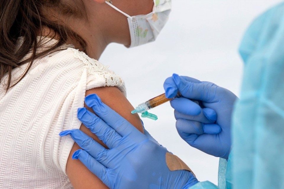ema bat den xanh su dung vaccine cua pfizer de tiem mui tang cuong dspl ema bat den xanh su dung vaccine cua pfizer de tiem mui tang cuong dspl