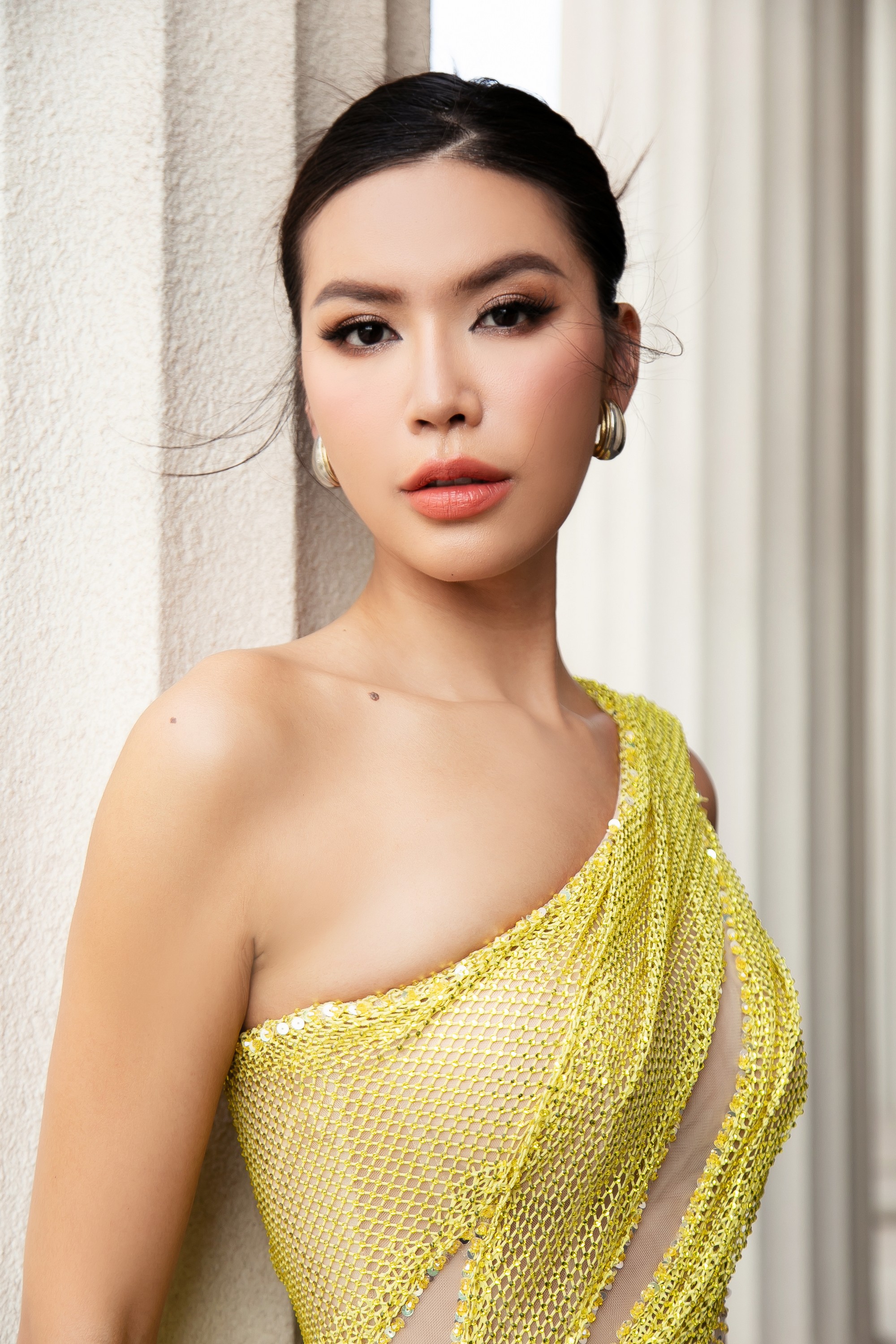 minh tu lo voc dang minh hac xuong mai tren phim truong truyen hinh thuc te 7
