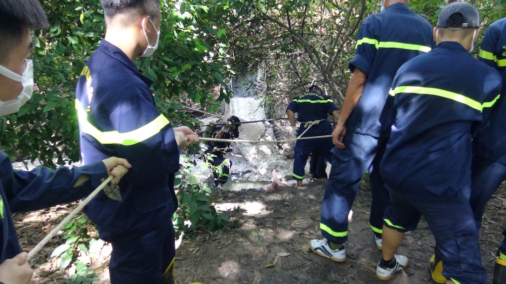 tay ninh phat hien 3 thi the trong 1 gia dinh noi tren duong thoat nuoc thai dspl