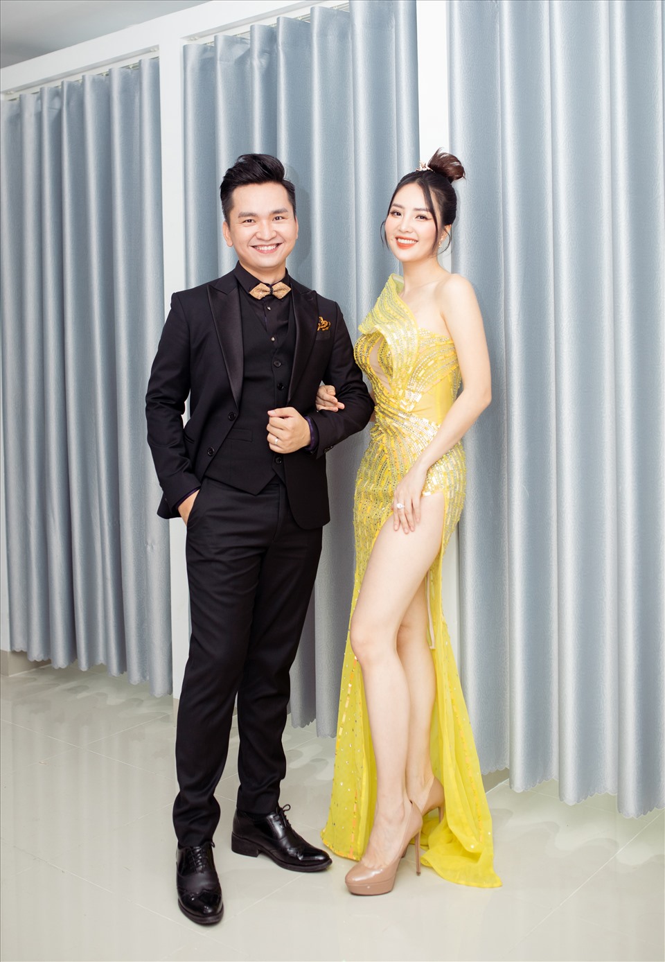 a hau thuy van gap su co khi dan cung mc hanh phuc dspl 2 a hau thuy van gap su co khi dan cung mc hanh phuc dspl 2