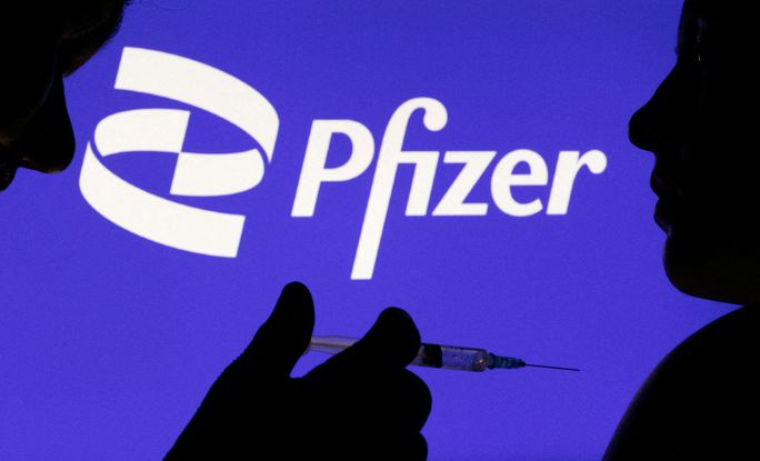 pfizer da co vac xin chong ba5 omicron cho my phe duyet 2022 dspl