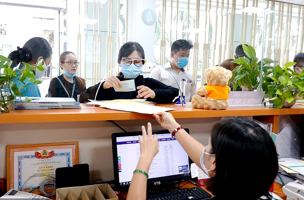 mot so dai hoc dung tang hoc phi 1