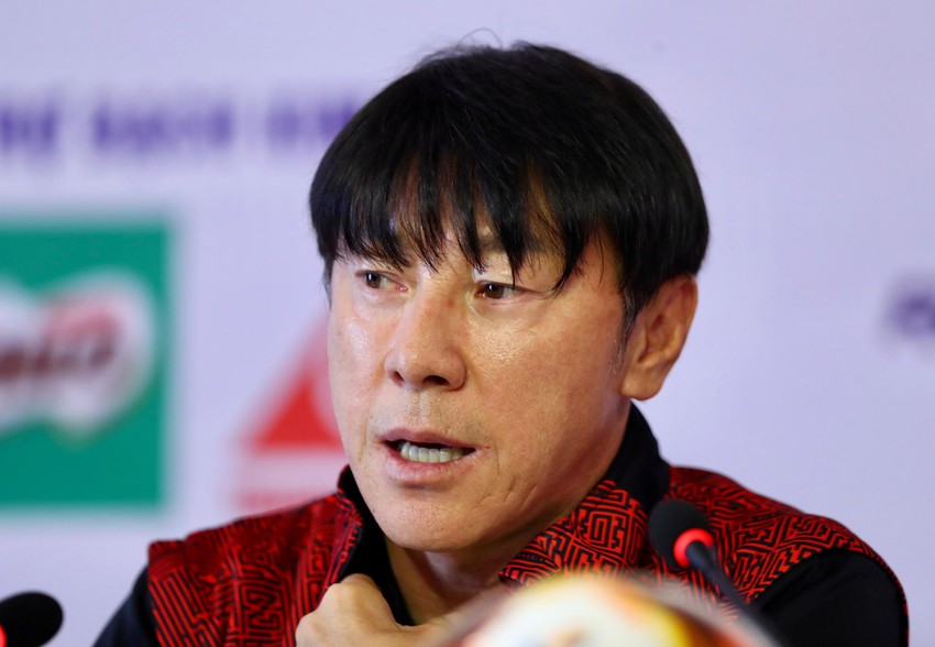 hlv shin len tieng sau tham kich san co o indonesia dspl