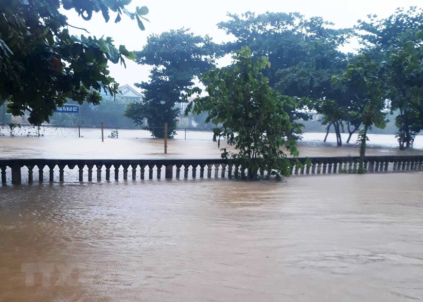quang binh mua lon gay ngap lut chia cat nhieu tuyen duong 1 quang binh mua lon gay ngap lut chia cat nhieu tuyen duong 1