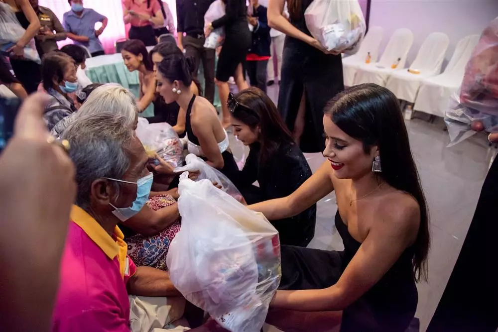 miss grand international ke nhiem thuy tien mac vay ngu di lam tu thien 56 miss grand international ke nhiem thuy tien mac vay ngu di lam tu thien 56
