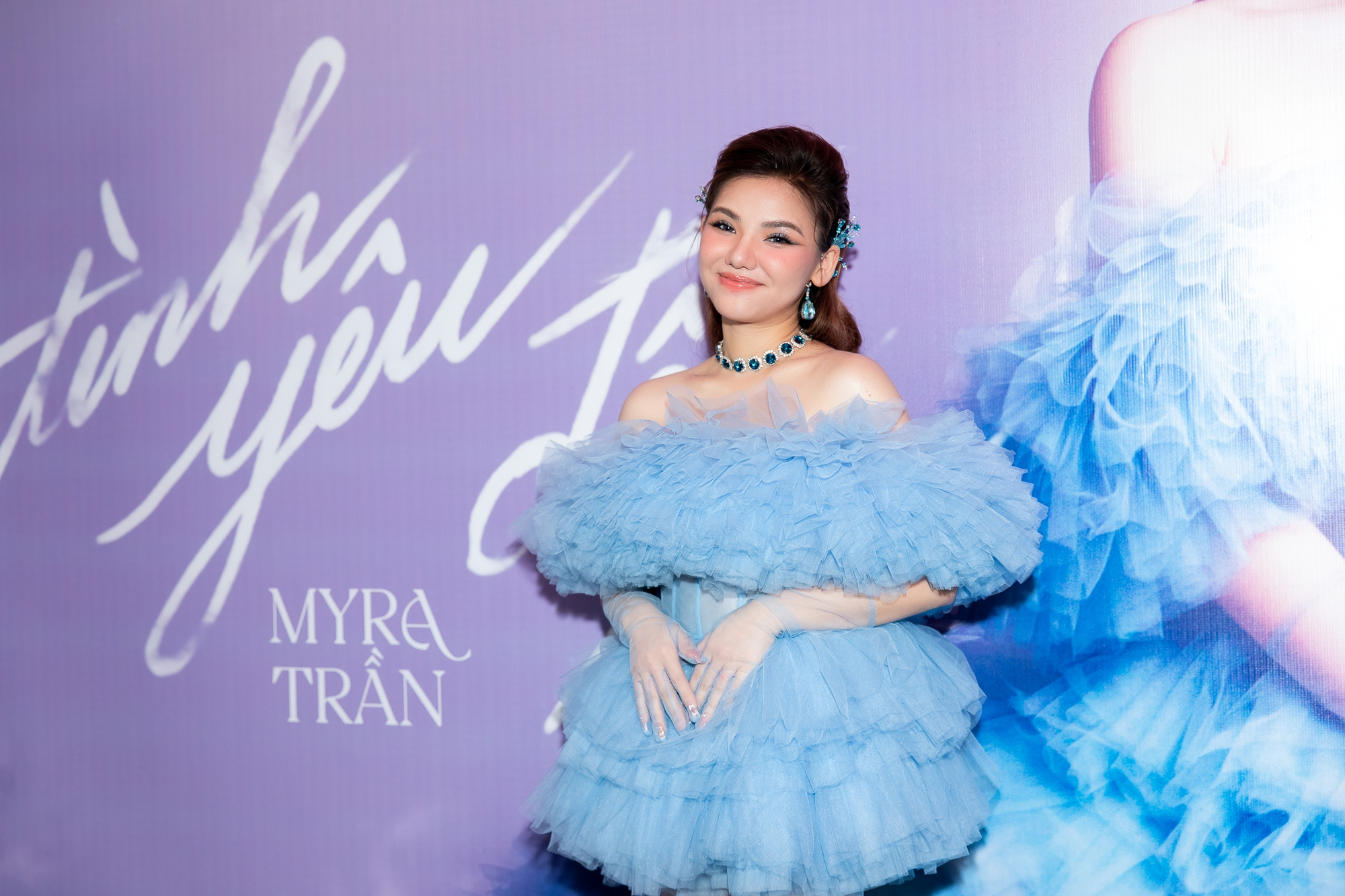 lady may myra tran ca si mat na toi khong co kha nang de mua giai 1 lady may myra tran ca si mat na toi khong co kha nang de mua giai 1